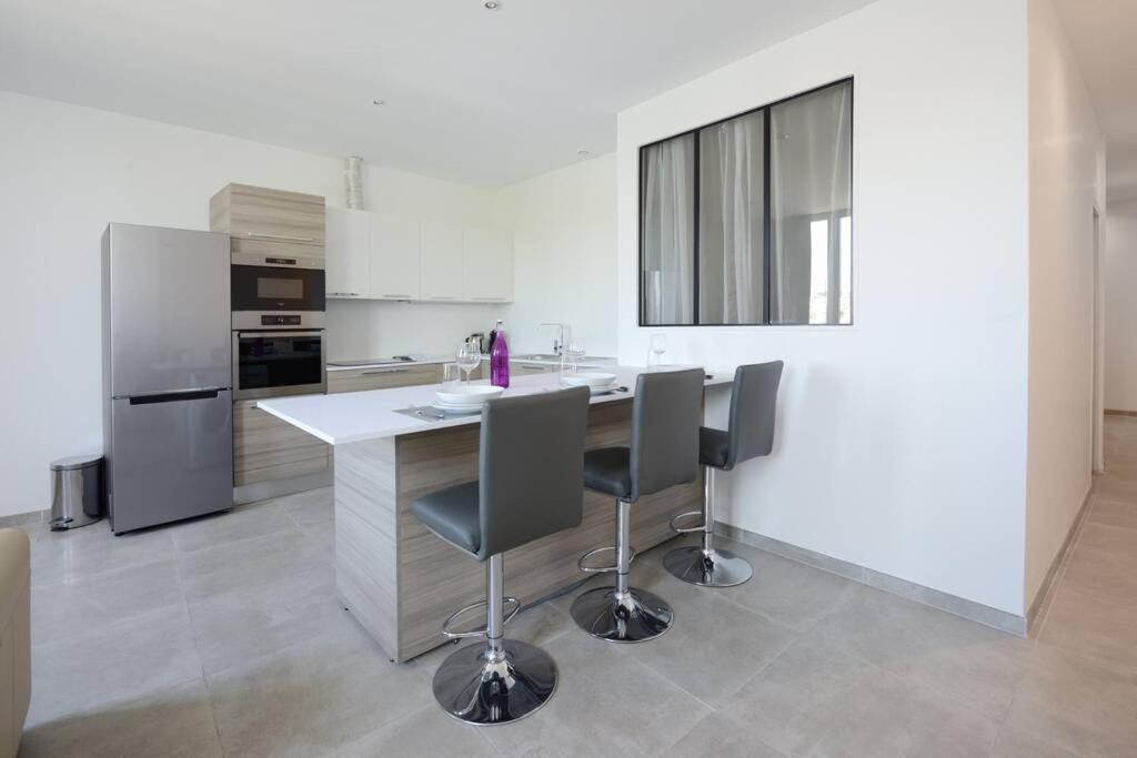 La Ciotat - Magnifique Appartement Climatise Sur Le Port Kültér fotó
