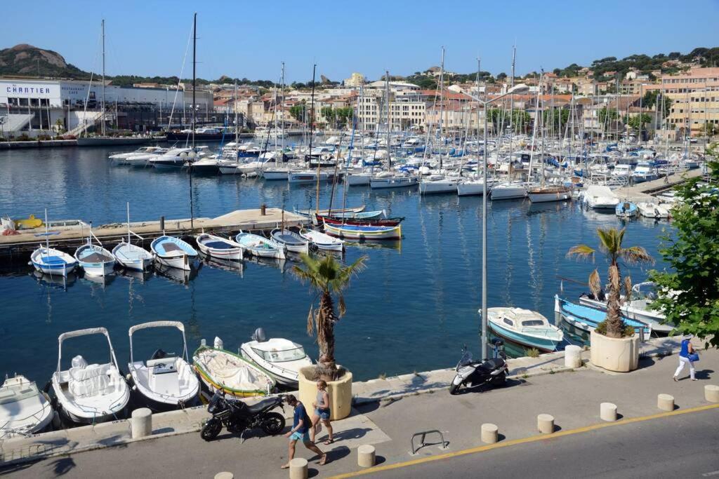 La Ciotat - Magnifique Appartement Climatise Sur Le Port Kültér fotó